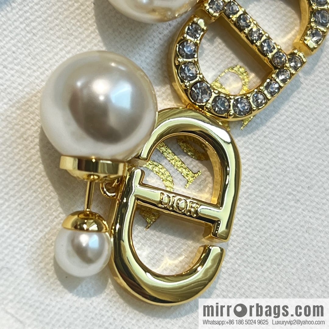 New ☑️ Dior size pearl full diamond CD stud earrings
