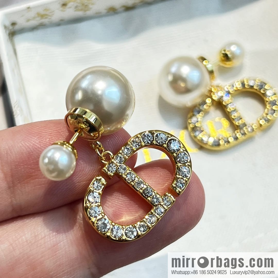 New ☑️ Dior size pearl full diamond CD stud earrings