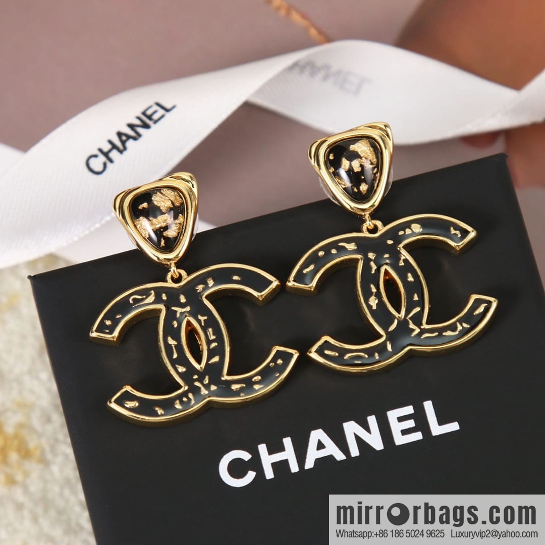 New ☑️ Chanel c2 double c triangle gold edge stud earrings