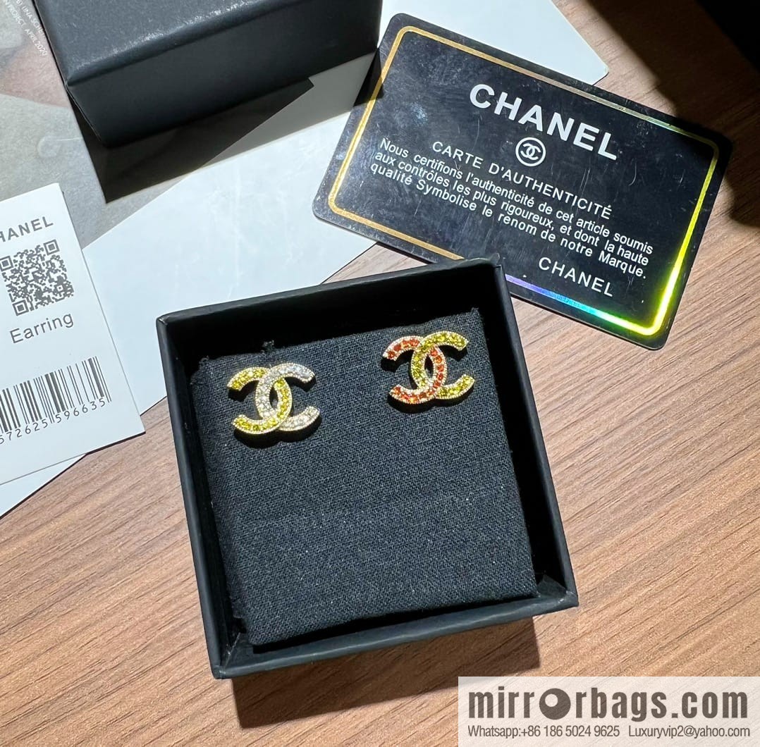 New ☑️ Chanel c1 double c color diamond color matching earrings