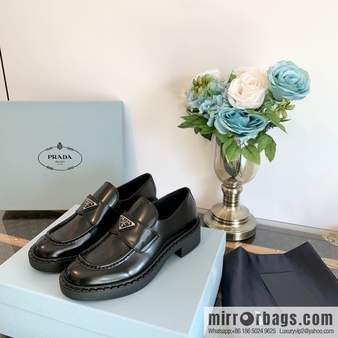 R Prada Vintage loafers