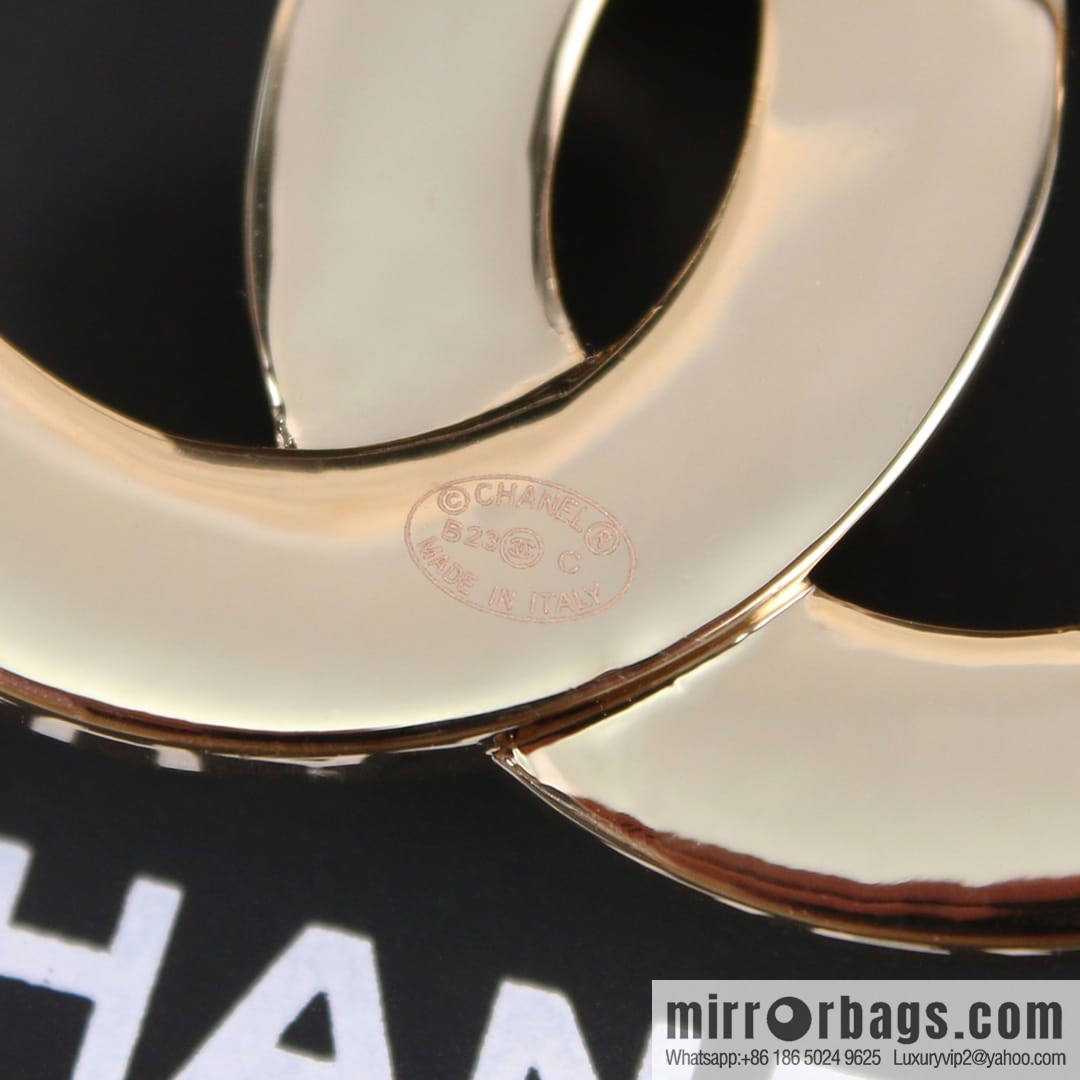 New ☑️ Chanel double c black and white brooch