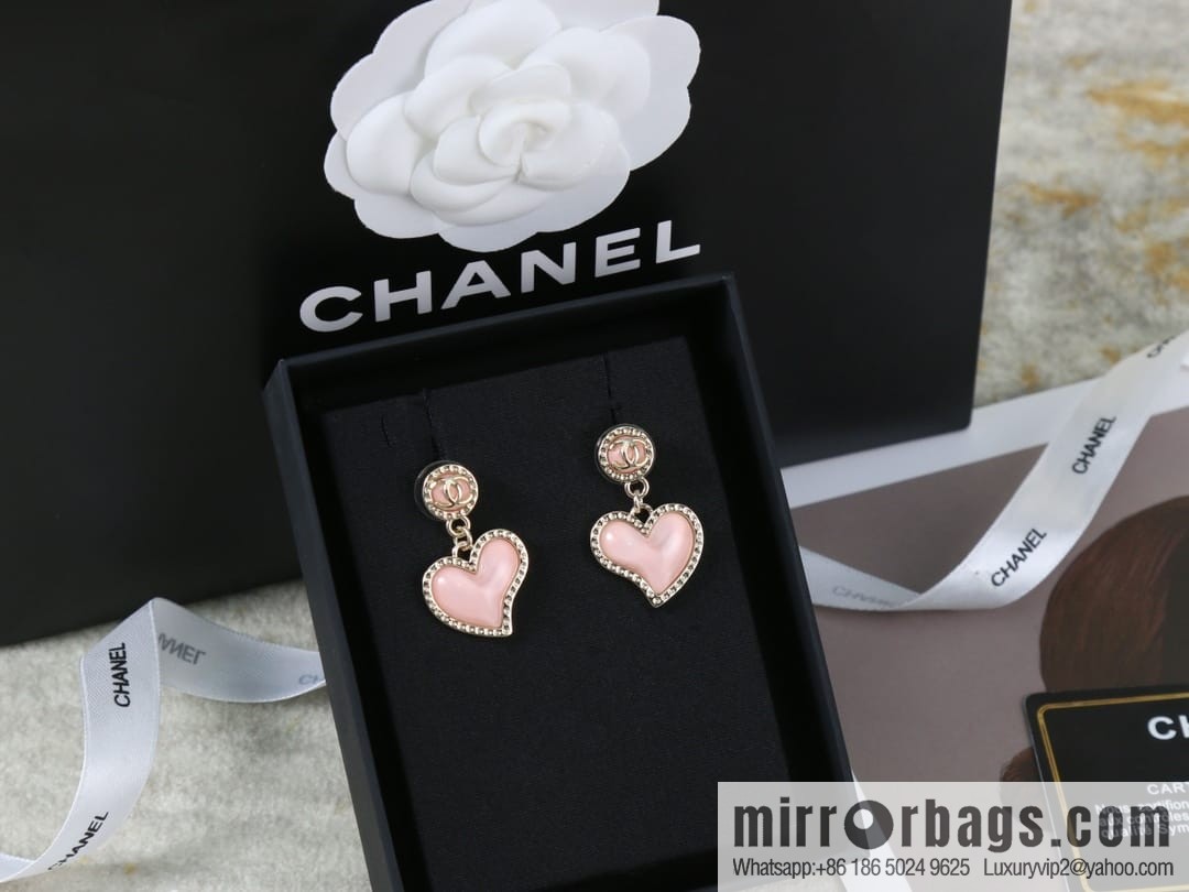 New ☑️ Chanel c2 double c peach heart love stud earrings
