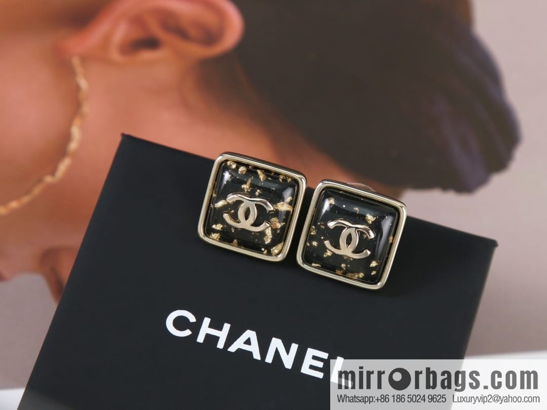 New ☑️ Chanel c1 double c square stud earrings
