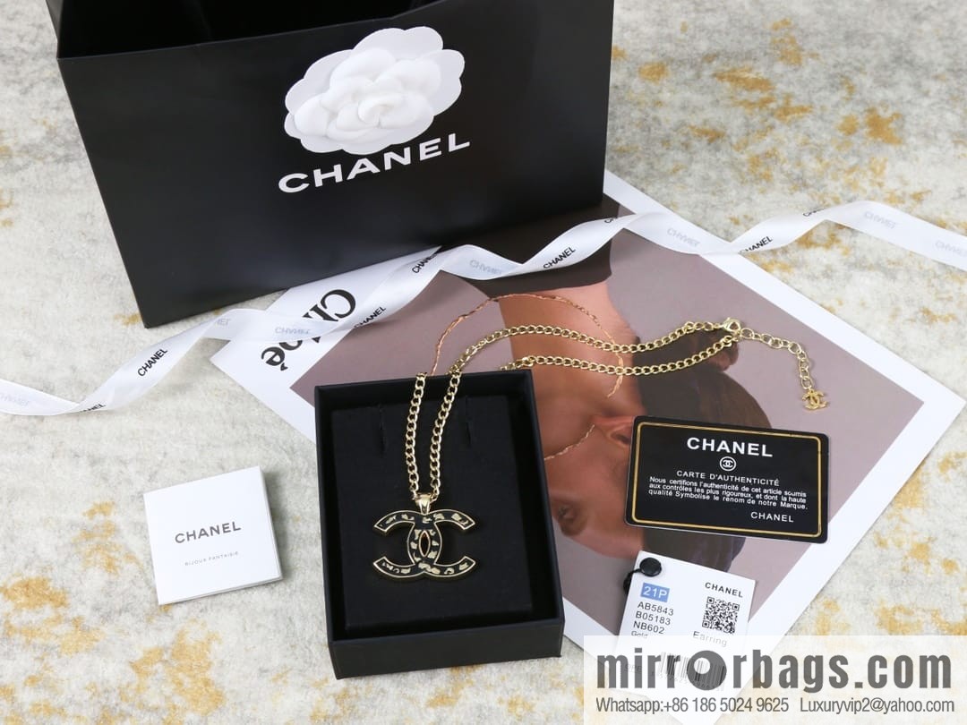 New ☑️ Chanel double c black enamel necklace