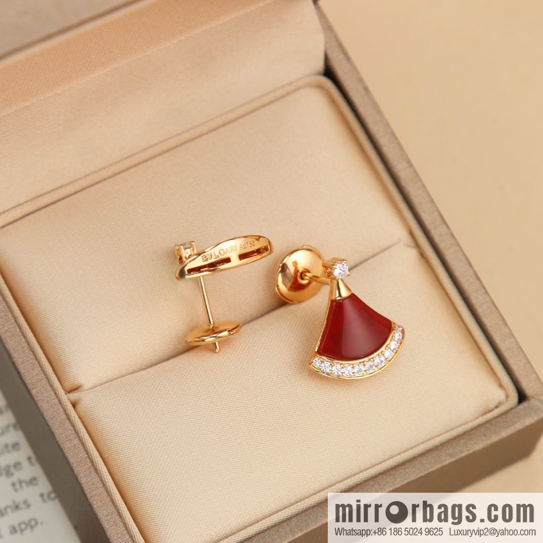 BVLGARI Bulgari classic red chalcedony white fritillary fan necklace stud earrings