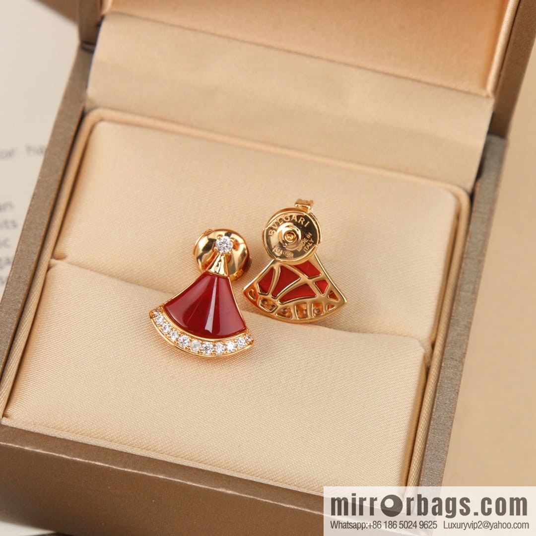 BVLGARI Bulgari classic red chalcedony white fritillary fan necklace stud earrings