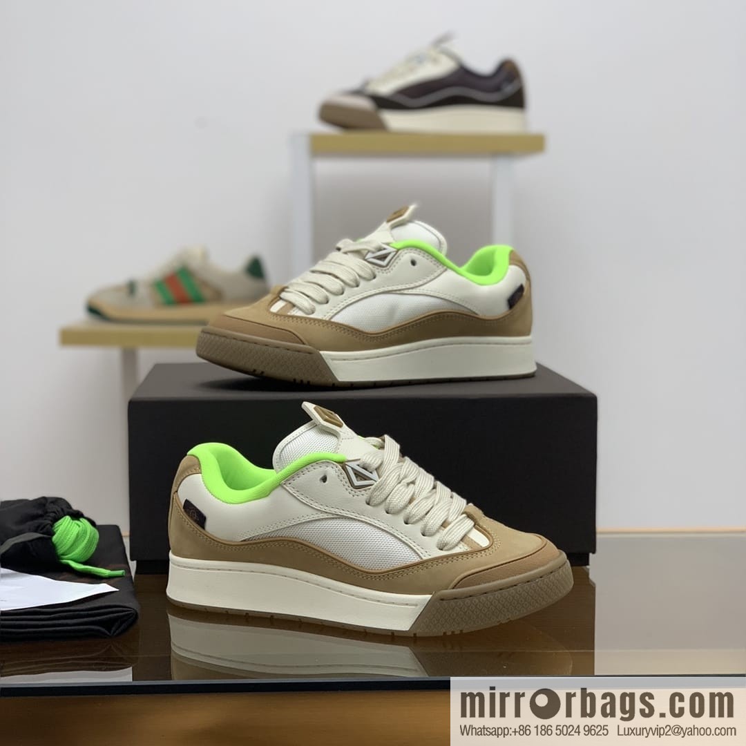 Dior uses granular calfskin with breathable mesh men's casual retro sneakers