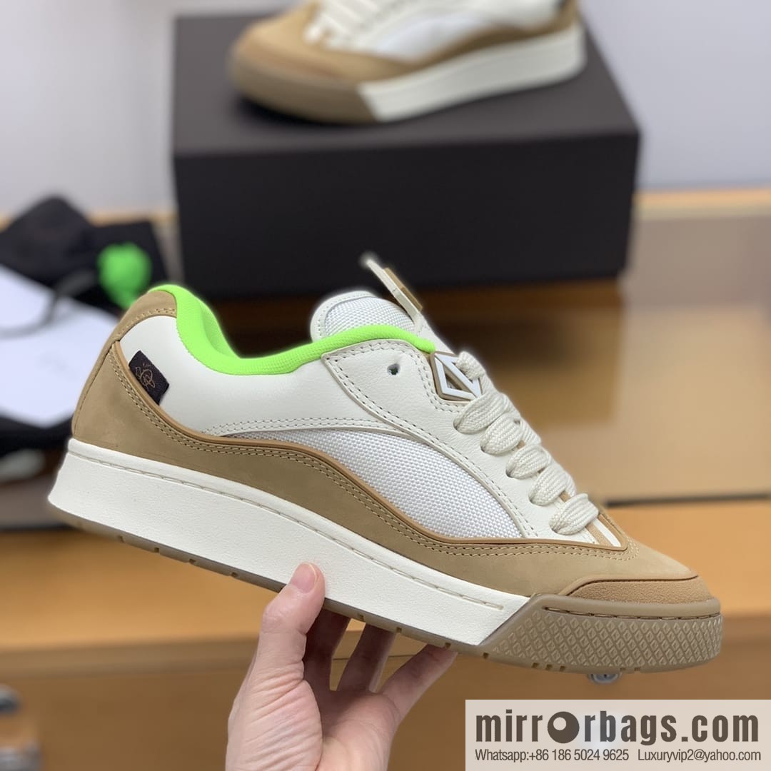 Dior uses granular calfskin with breathable mesh men's casual retro sneakers
