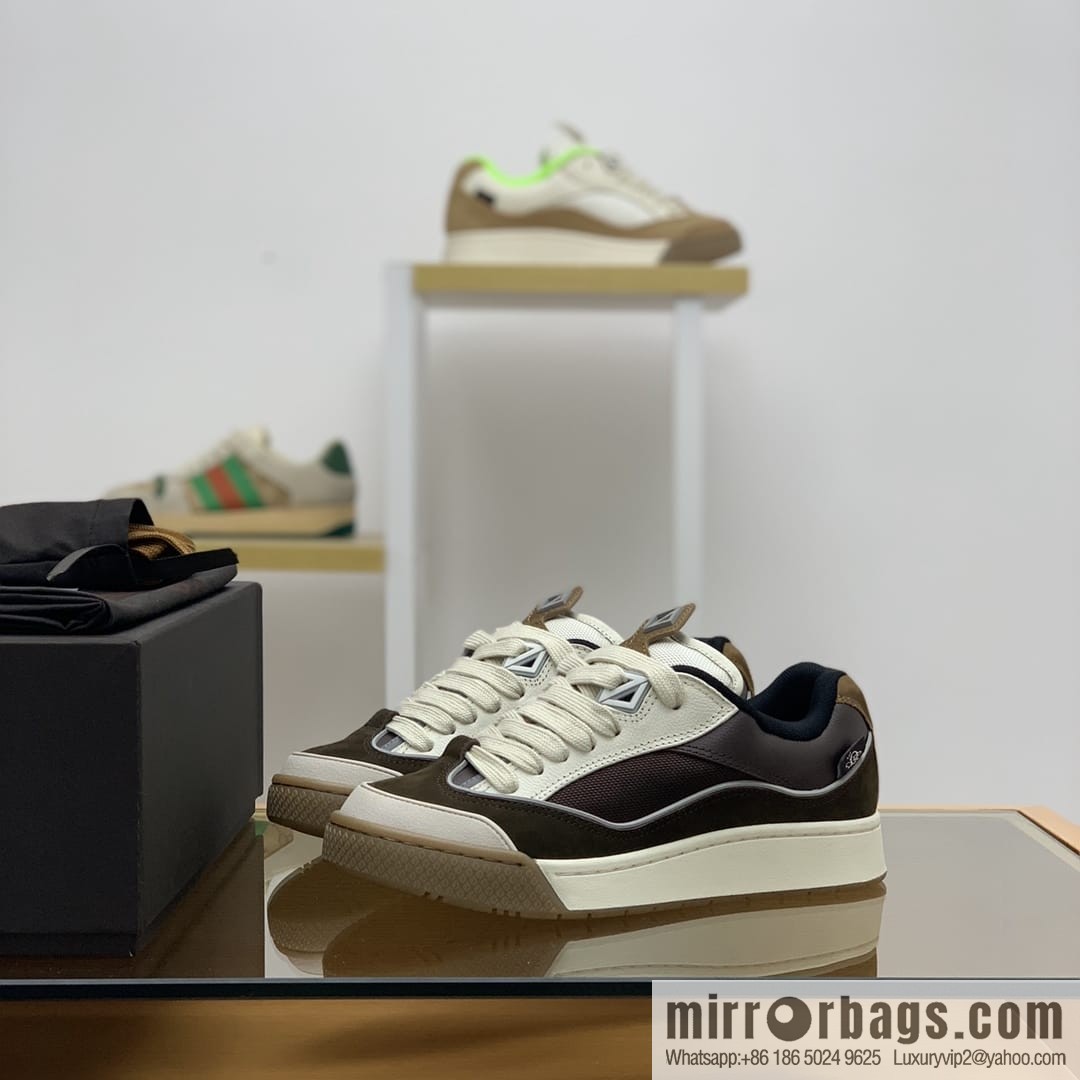 Dior uses granular calfskin with breathable mesh men's casual retro sneakers