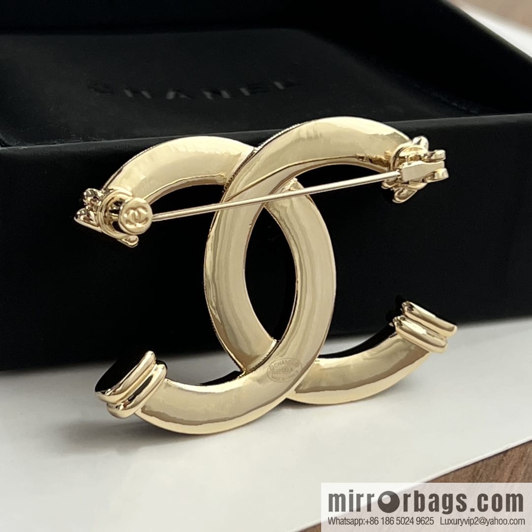 New ☑️ Chanel double c black leather brooch necklace
