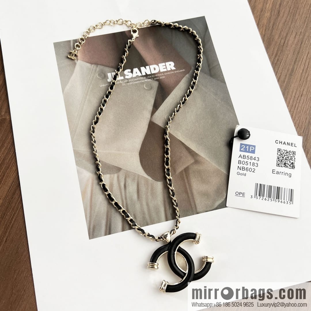 New ☑️ Chanel double c black leather brooch necklace