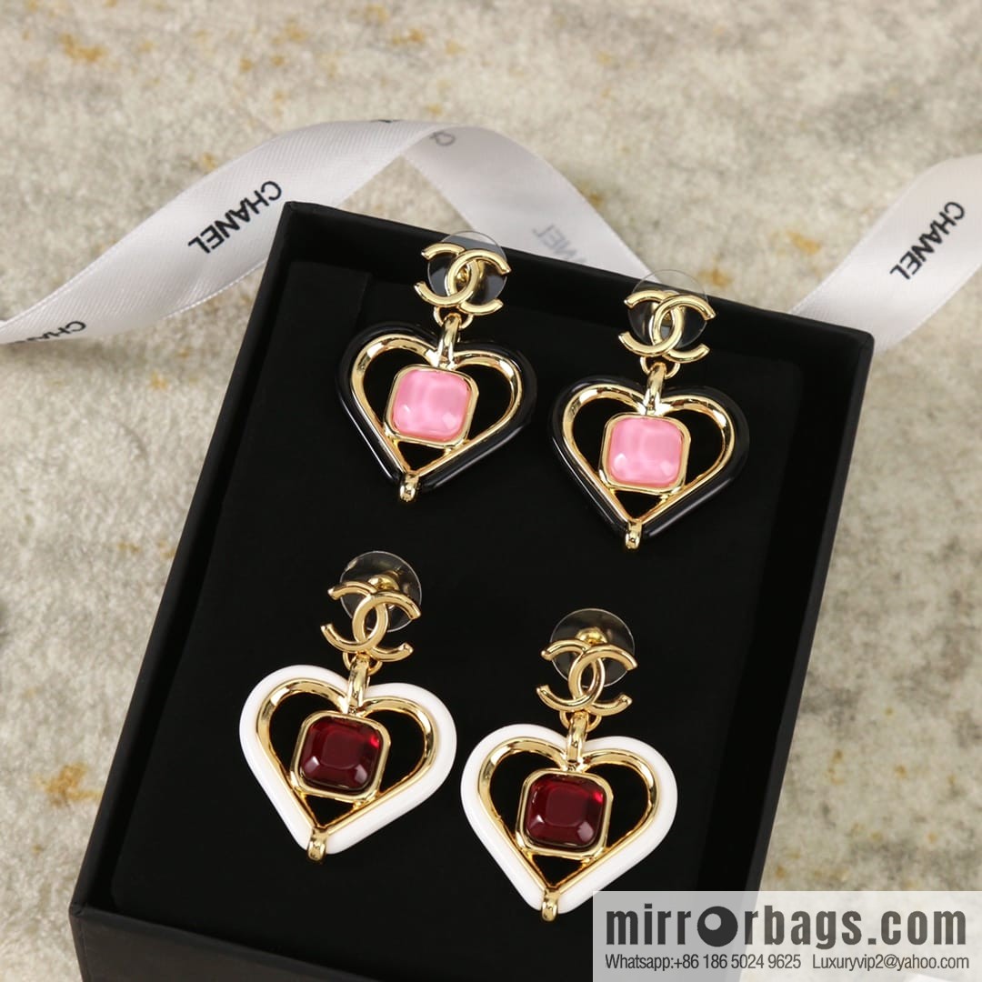 New ☑️ Chanel c2 double c peach heart love stud earrings