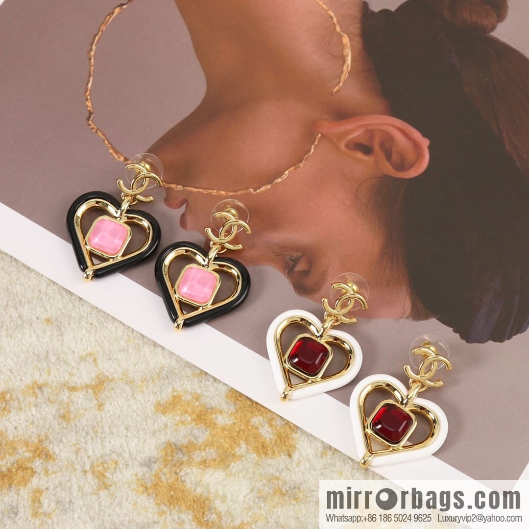 New ☑️ Chanel c2 double c peach heart love stud earrings