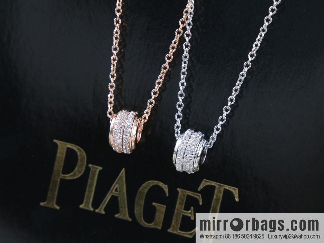Piaget is a necklace full of diamonds