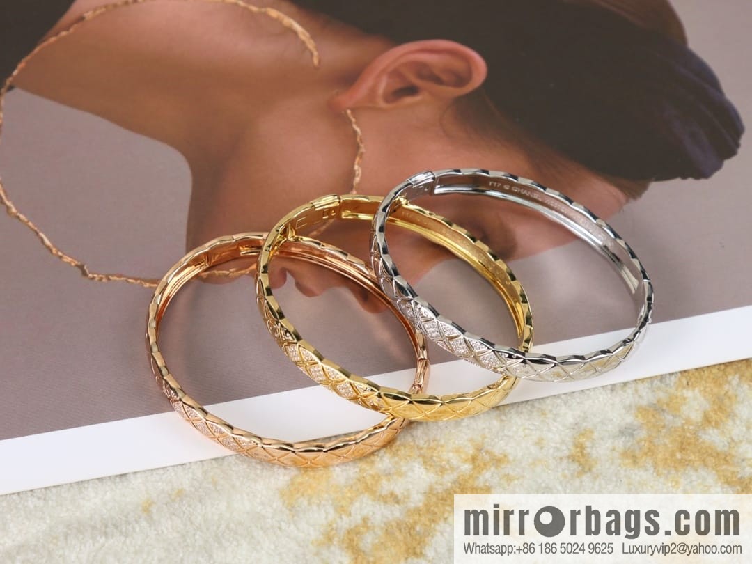 New ☑️ Chanel coco crush series rhombus bracelet bracelet