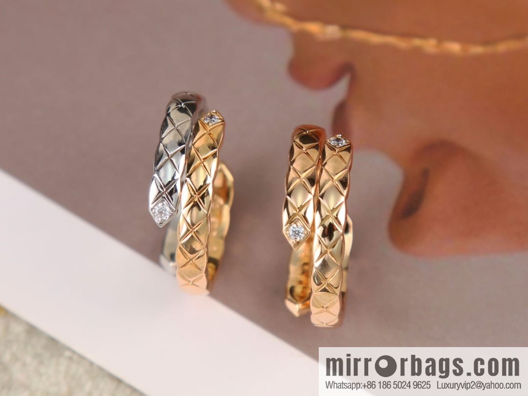 New ☑️ Chanel coco crushing series rhombus ring