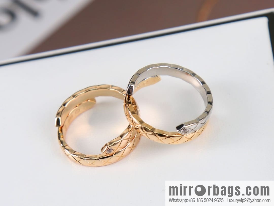 New ☑️ Chanel coco crushing series rhombus ring
