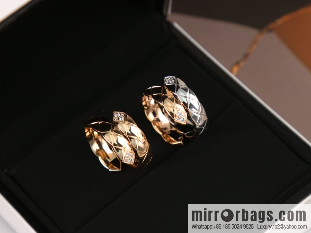 New ☑️ Chanel coco crushing series rhombus ring