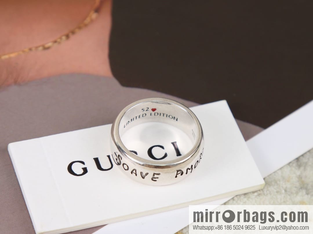 New Gucci gucci English letter ring