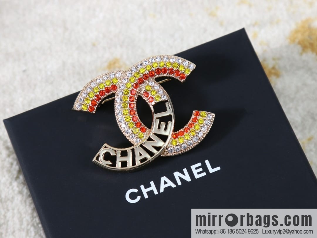New ☑️ Chanel double c colored diamond cut-out brooch