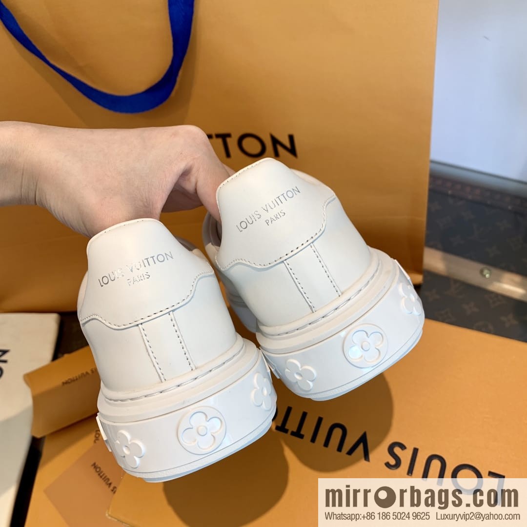 LV/Louis Vuitton 𝟐𝟎𝟐𝟐|𝐓𝐢𝐦𝐞 𝐨𝐮𝐭 series rhinestone logo white shoes