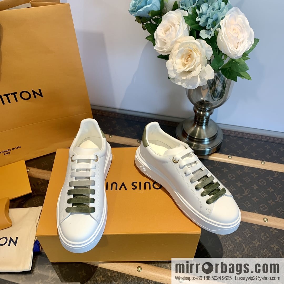 LV/Louis Vuitton 𝟐𝟎𝟐𝟐|𝐓𝐢𝐦𝐞 𝐨𝐮𝐭 series rhinestone logo white shoes