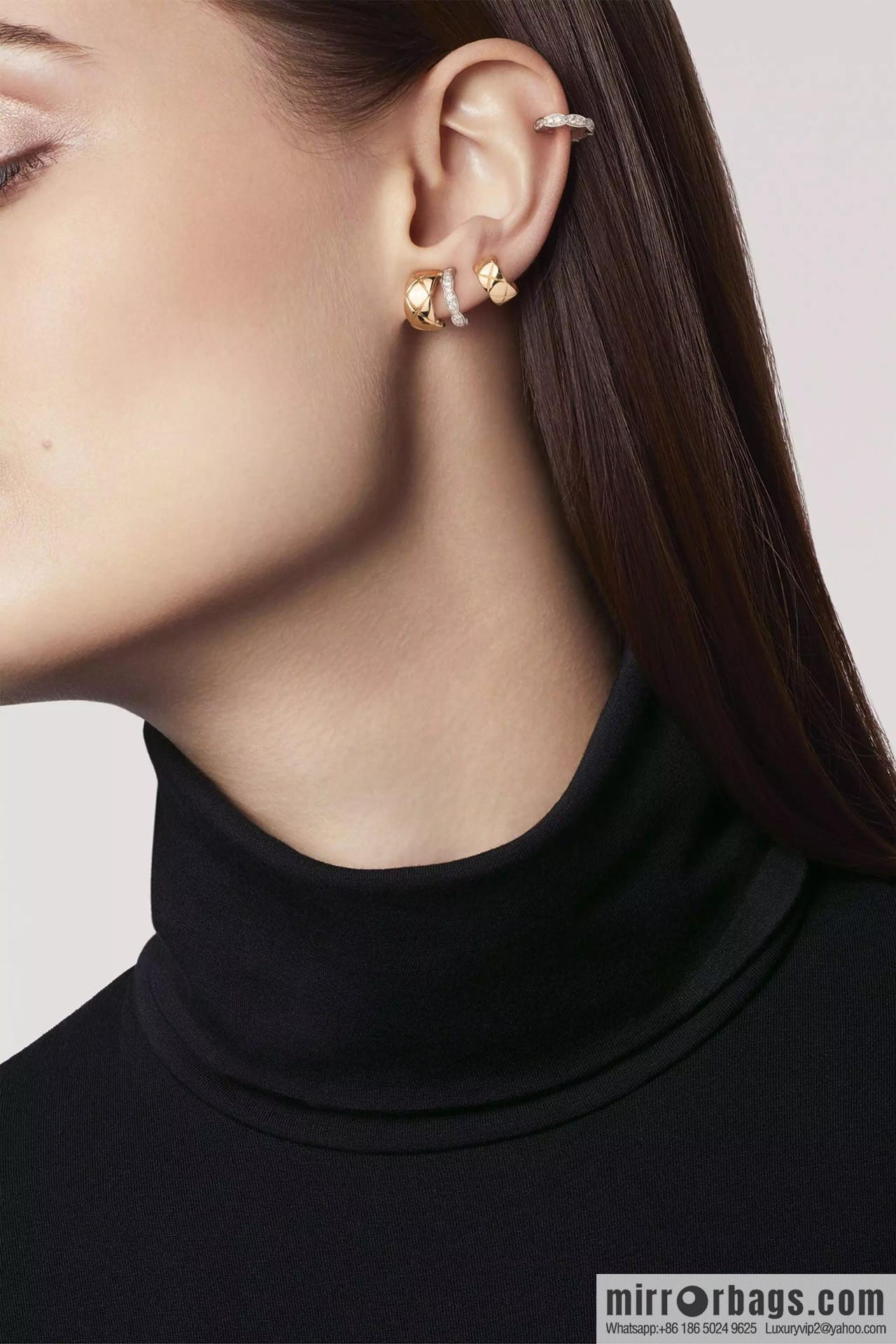 New ☑️ Chanel coco crush series rhombus asymmetric stud earrings