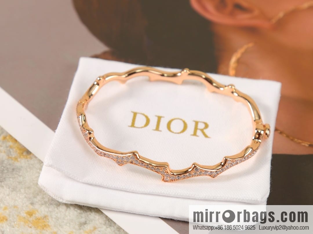 New ☑️ Dior Diamond Vine Bracelet