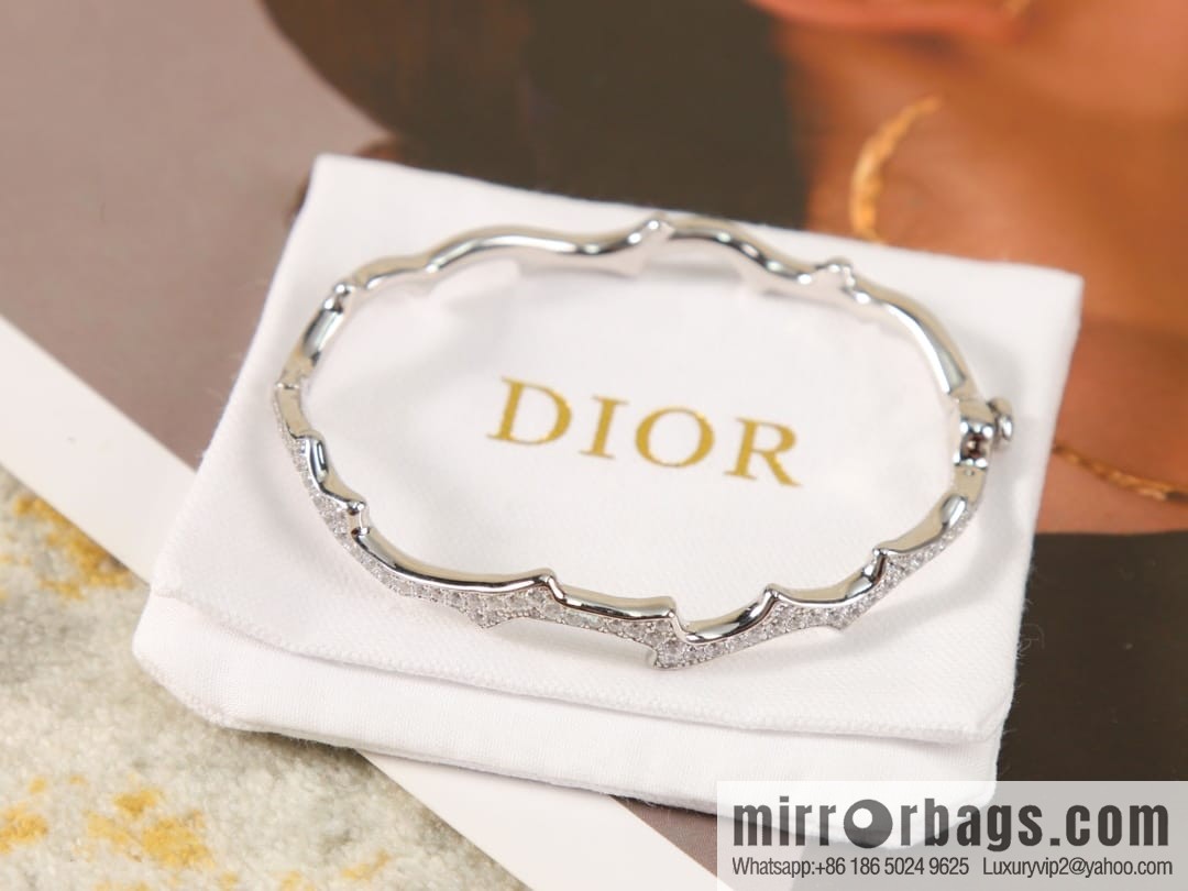 New ☑️ Dior Diamond Vine Bracelet