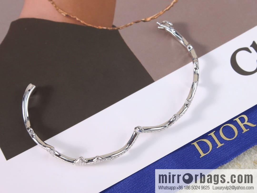 New ☑️ Dior Diamond Vine Bracelet