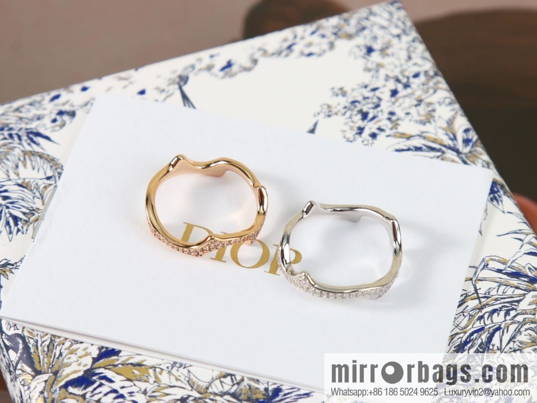 New ☑️ Dior full diamond vine ring