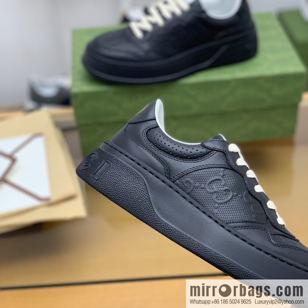 Gucci Gucci leather GG printed embossing His & Hers sneakers