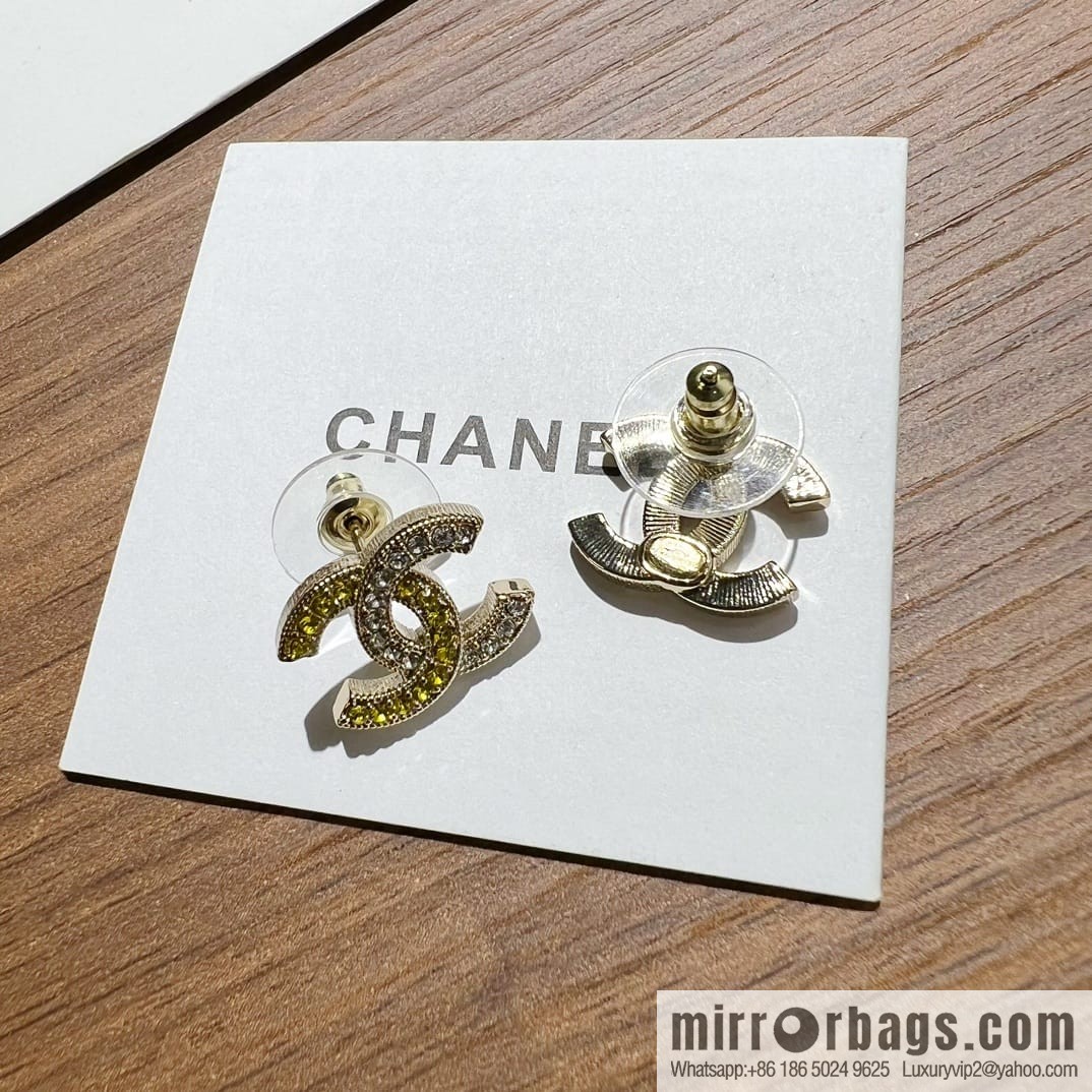 New ☑️ Chanel c1 double c color diamond color matching earrings