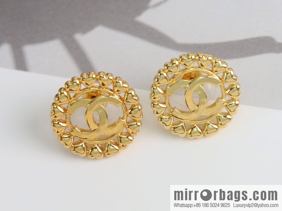 New ☑️ Chanel gold double c round stud earrings