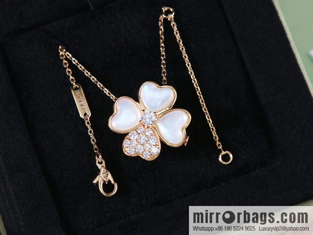 Van Cleef & Arpels cosmos four-leaf clover fritillary necklace