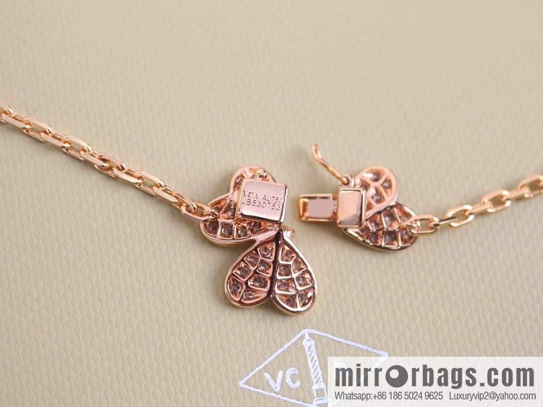 Van Cleef & Arpels Clover ☘️ necklace