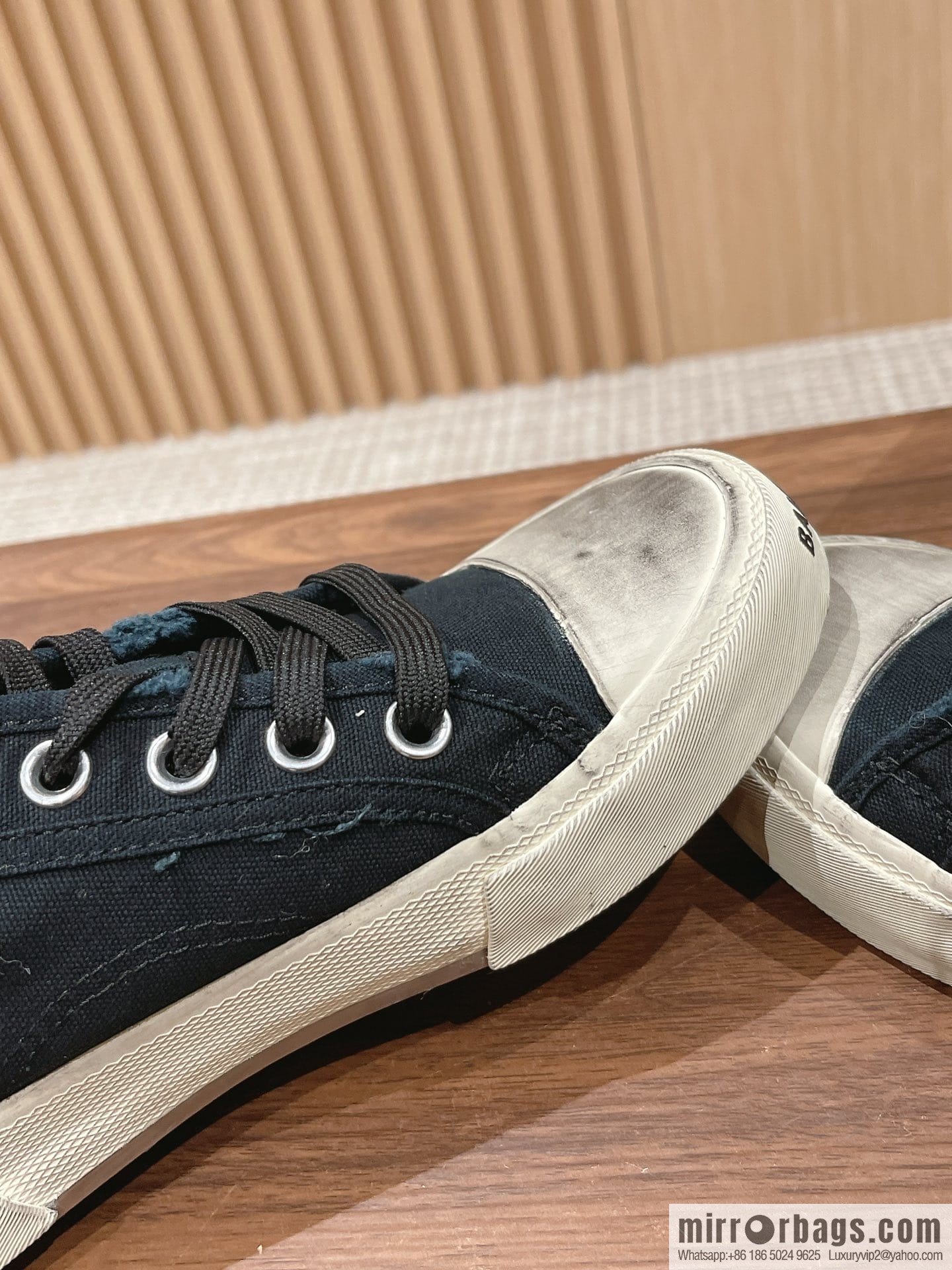 ๐๐๐ฅ๐๐ง๐๐ข๐๐ ๐ Balenciaga, new Paris casual espadrilles
