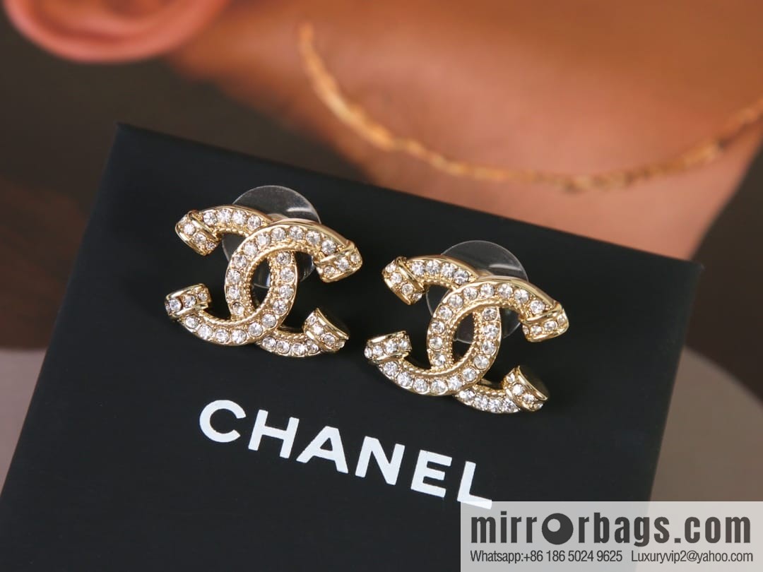 New ☑️ Chanel c1 full diamond double c stud earrings