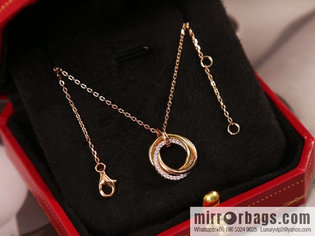 Cartier Trinity series three-color three-ring necklace