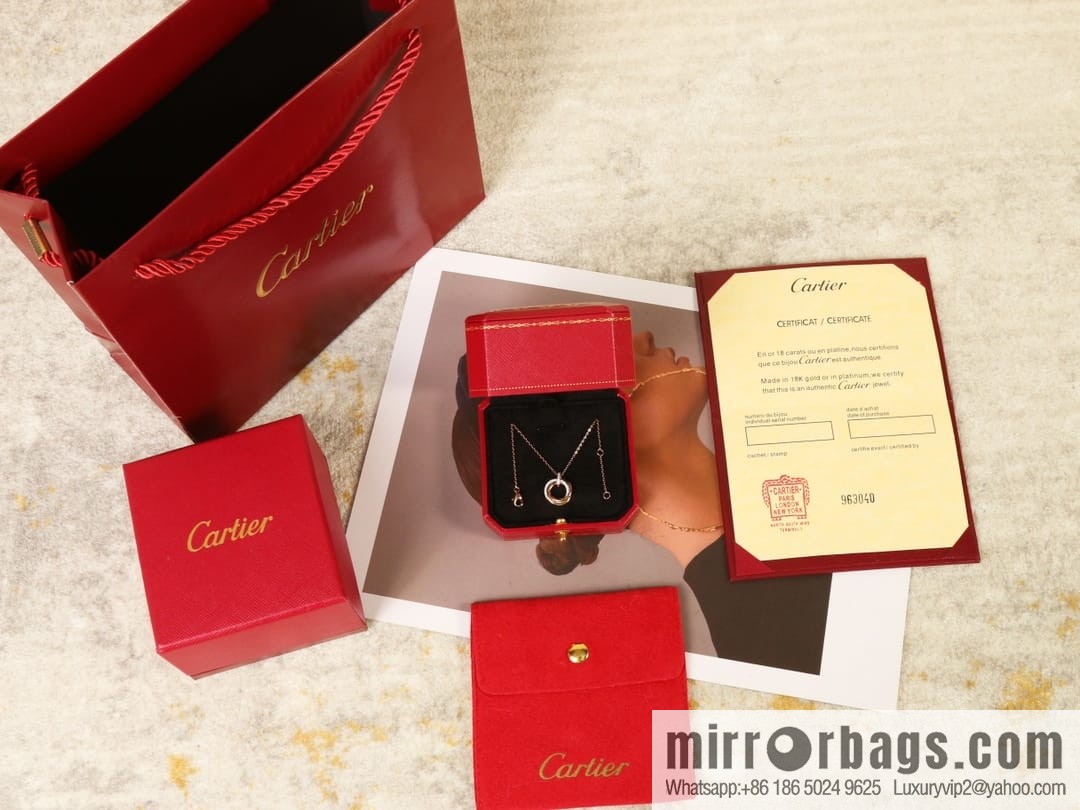 Cartier Trinity series three-color three-ring necklace