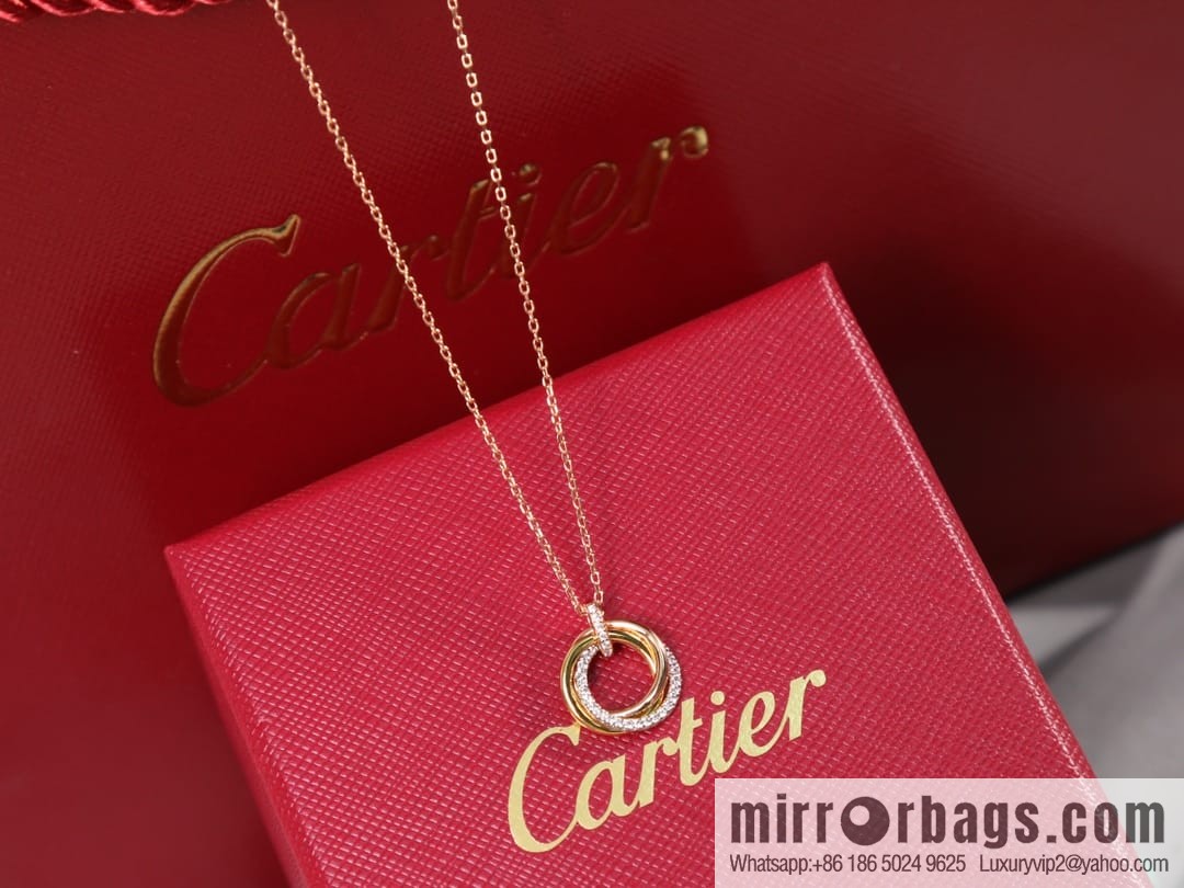 Cartier Trinity series three-color three-ring necklace
