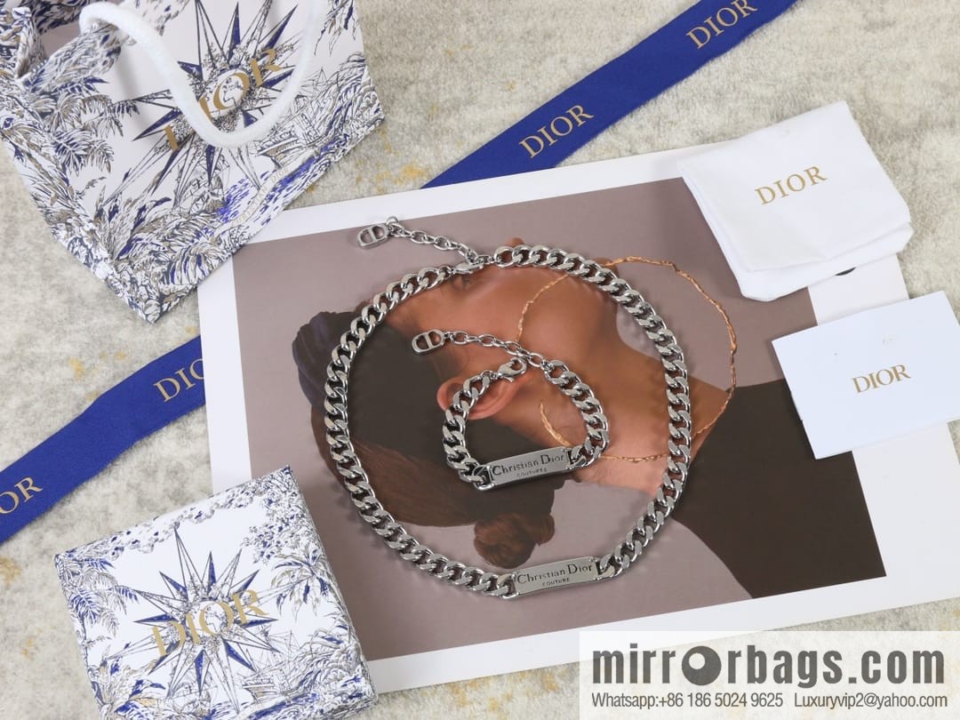 New ☑️ Dior chain strap bracelet necklace