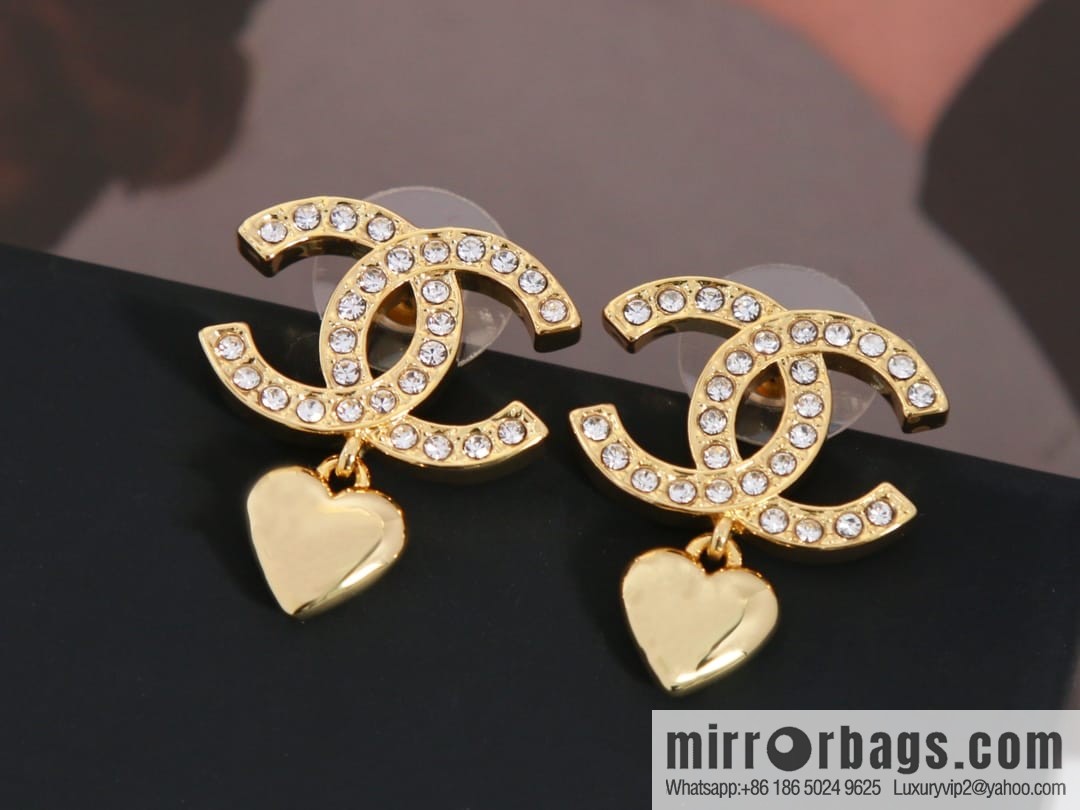 New ☑️ Chanel c2 double C full diamond peach heart love stud earrings