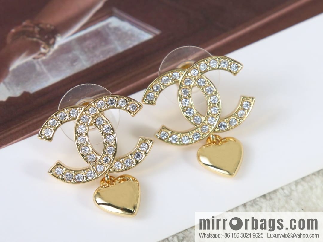 New ☑️ Chanel c2 double C full diamond peach heart love stud earrings