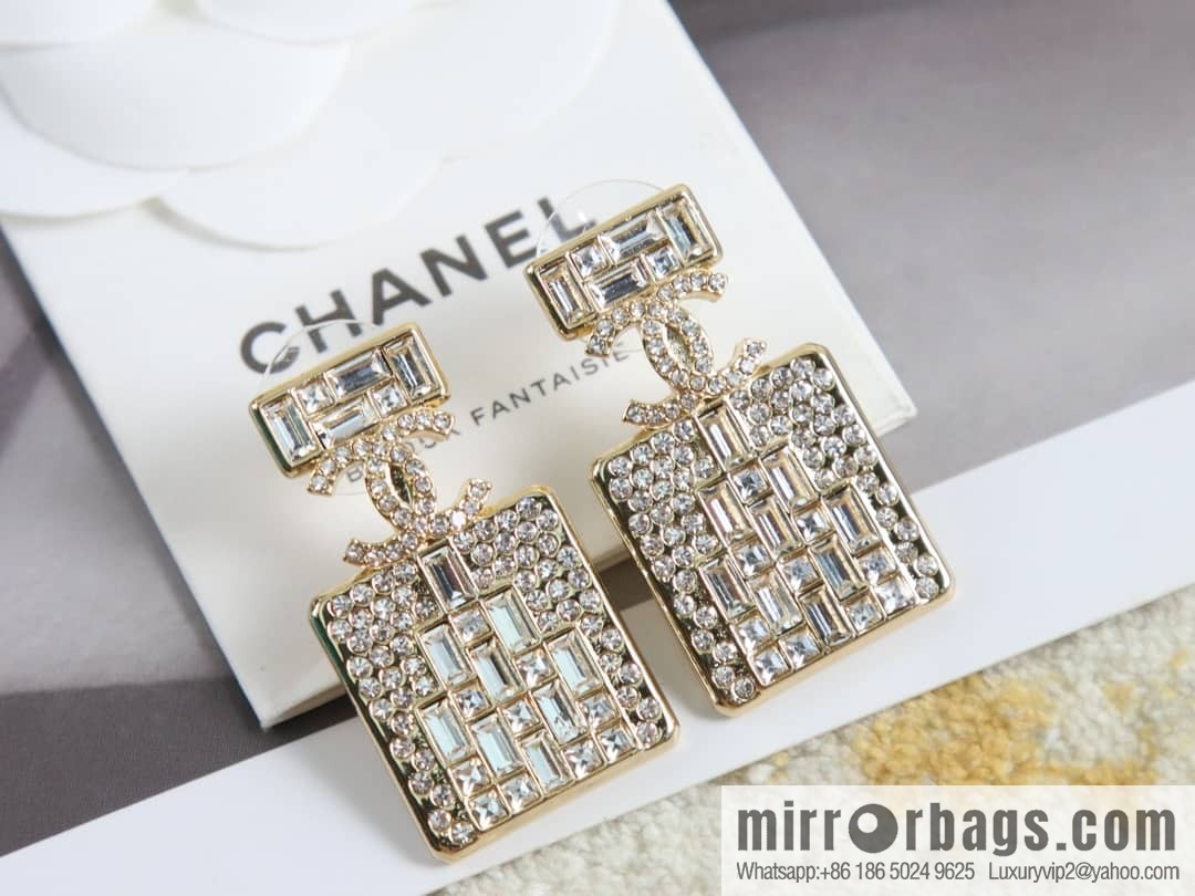 New ☑️ Chanel c2 double c full diamond perfume bottle stud earrings