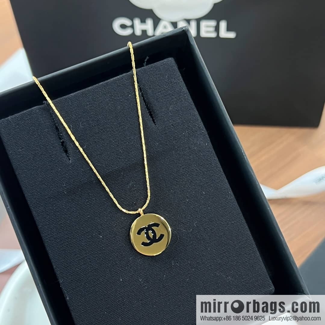 New ☑️ Chanel double c round gold necklace