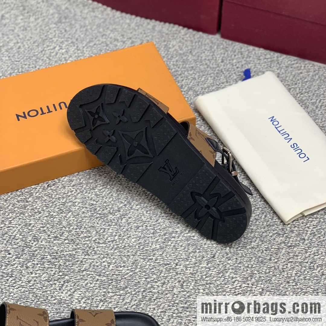LV/Louis Vuitton features classic PVC men's sneakers with black outsoles