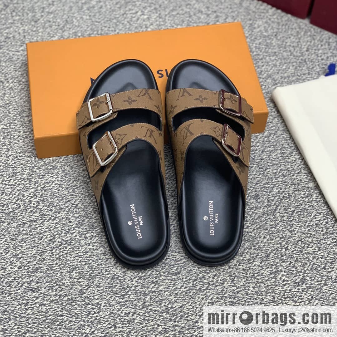 LV/Louis Vuitton features classic PVC men's sneakers with black outsoles