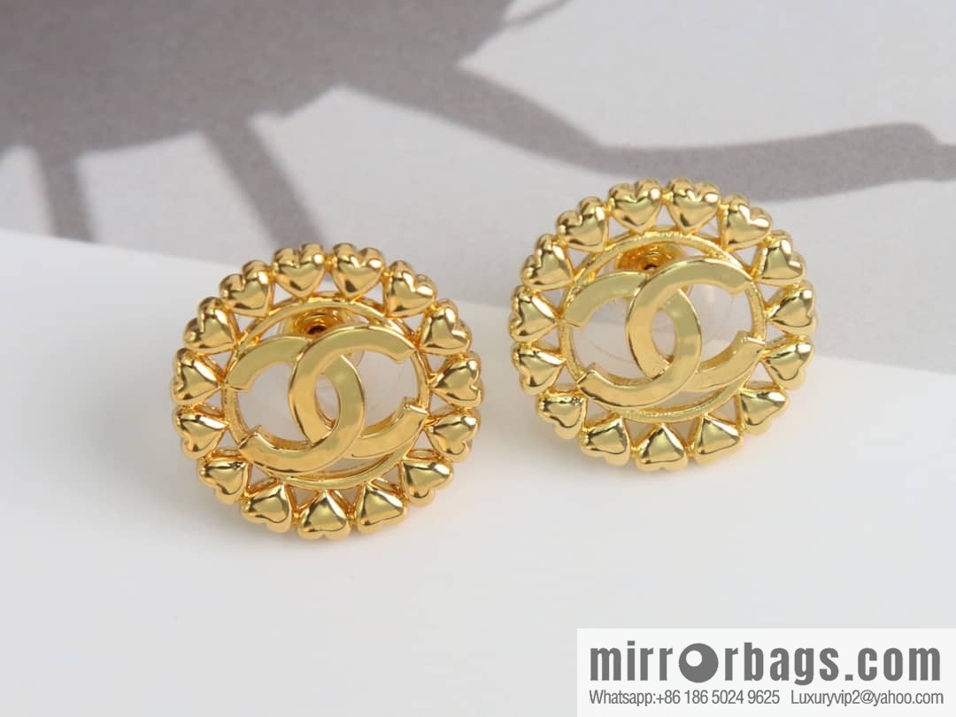New ☑️ Chanel gold double c round love peach heart stud earrings